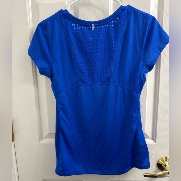 Old Navy Blue Fitted Cap Sleeve Tee - Picture 5 of 5